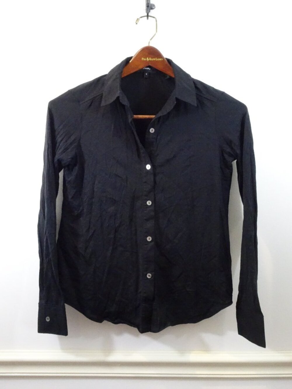 Theory Black Long Sleeve Button Up Collared Shirt Womens Size Small Cotton Work